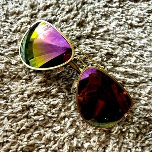 Blenders - A Series Lavender Disco Aviators - Polarized - Brand New